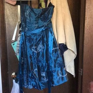 Gorgeous Navy Blue cocktail dress!